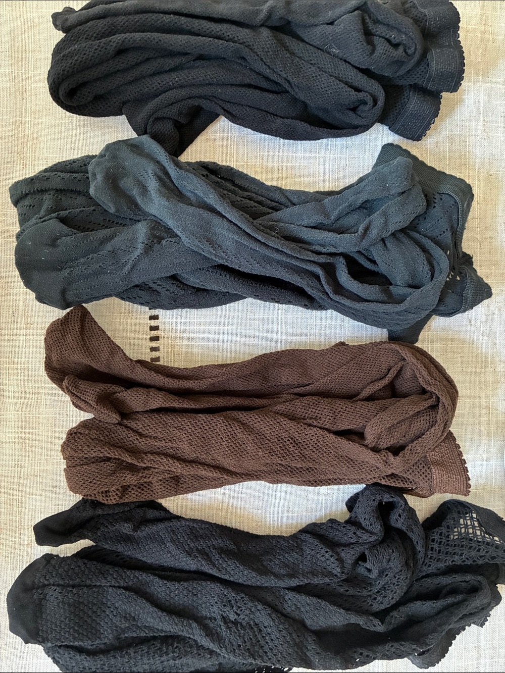 patterned tights…set/4….